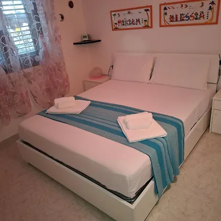 Vacation In San Teodoro Дом отдыха *