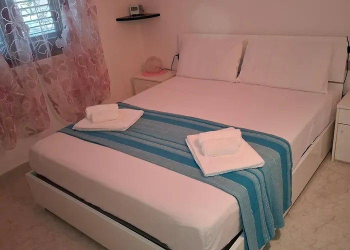 Vacation In San Teodoro Дом отдыха *